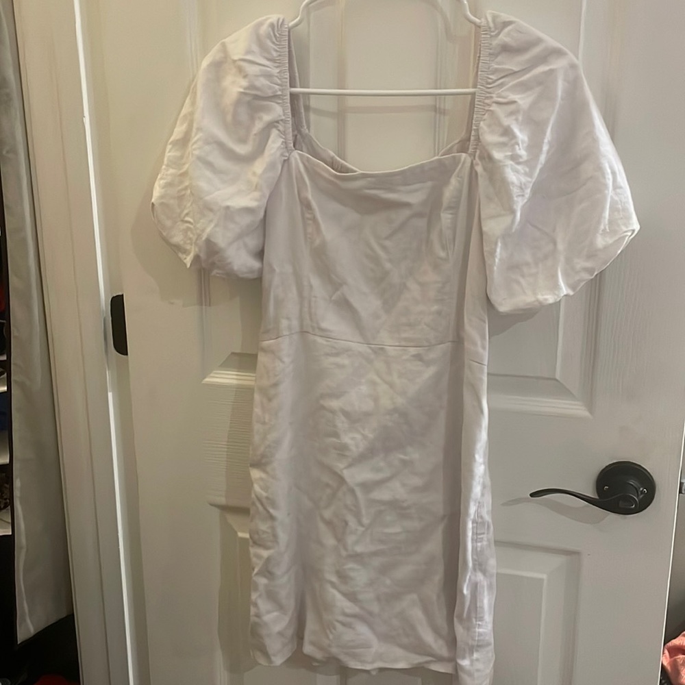Puff sleeve linen dress